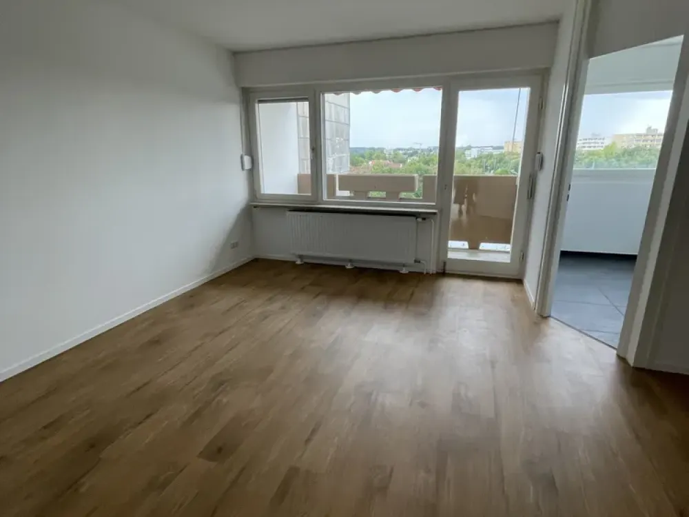 Sanierte 2-Zimmer Wohnung ab sofort verfügbar