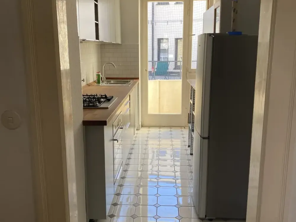Schöne 2-Zimmer-Altbauwohnung mit Balkon im Stuttgarter Westen, ruhig in zweiter Reihe