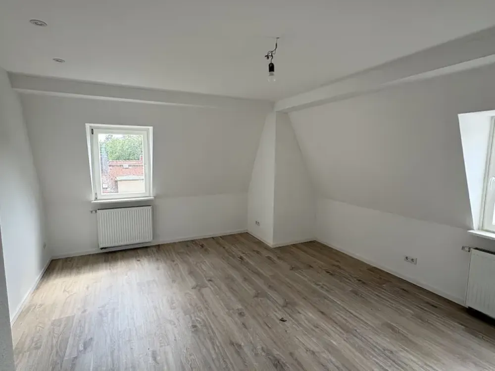 Erstbezug nach Sanierung: Moderne 2-Zimmer-Wohnung in attraktiver Lage