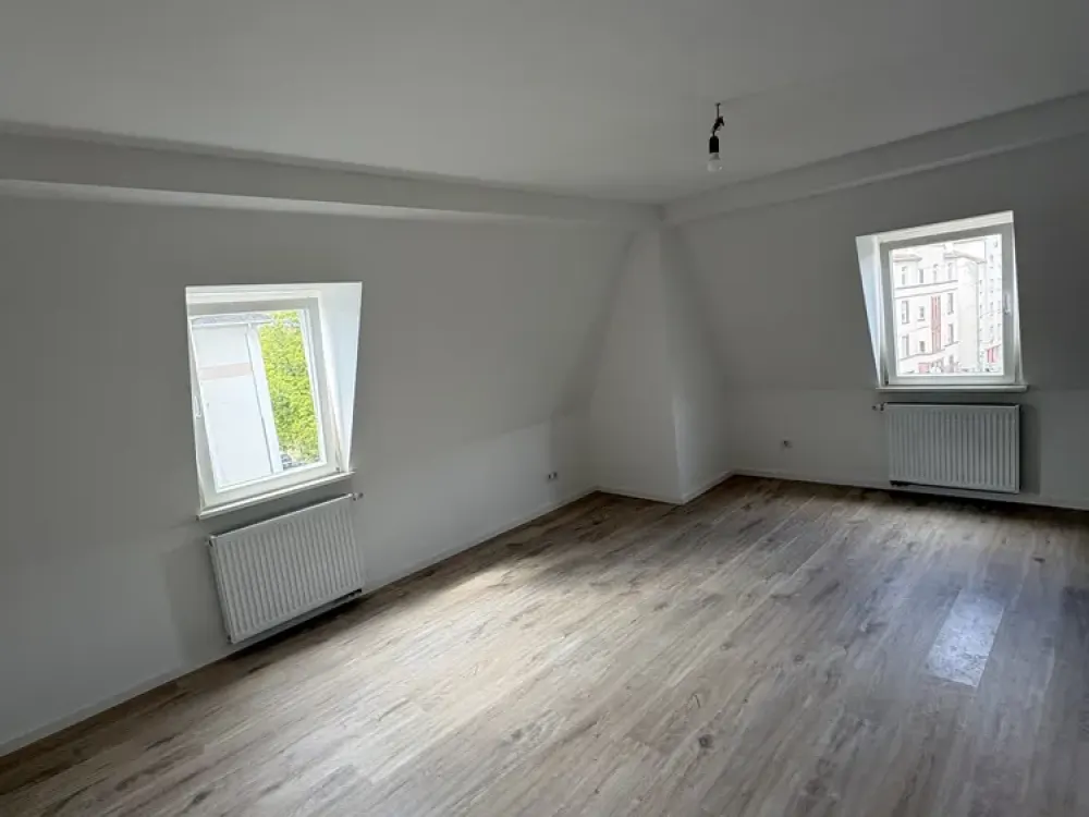 Erstbezug nach Sanierung: Moderne 2-Zimmer-Wohnung in attraktiver Lage