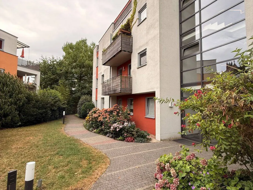 Moderne 3-Zimmer-Wohnung mit Balkon in der historischen Altstadt von Erfurt