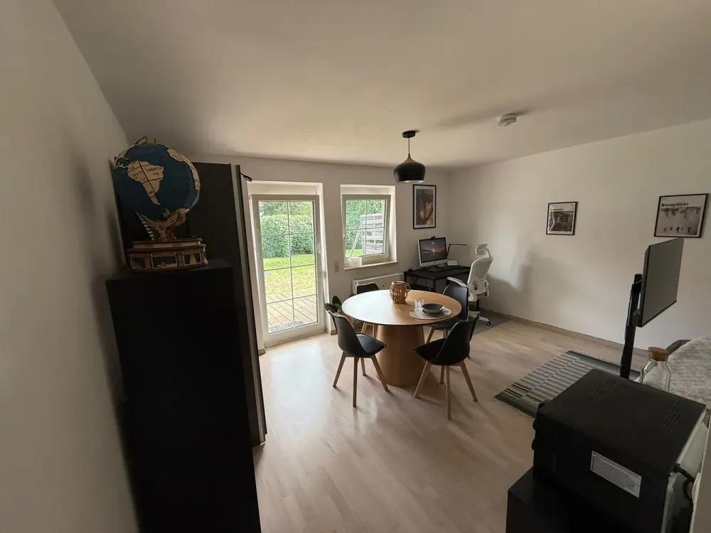 Exclusive 1.5-Room Ground Floor Apartment with Built-in Kitchen in Fellheim