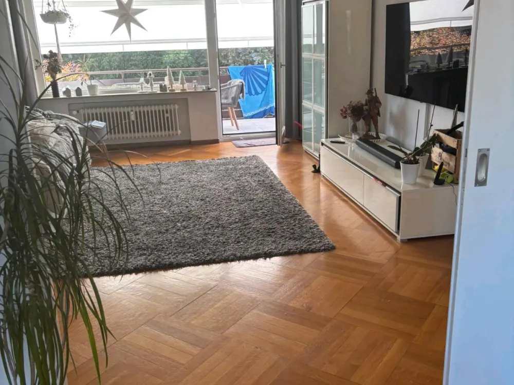 Großzügige 3,5-Zimmer-Etagenwohnung am Waldrand von Leinfelden