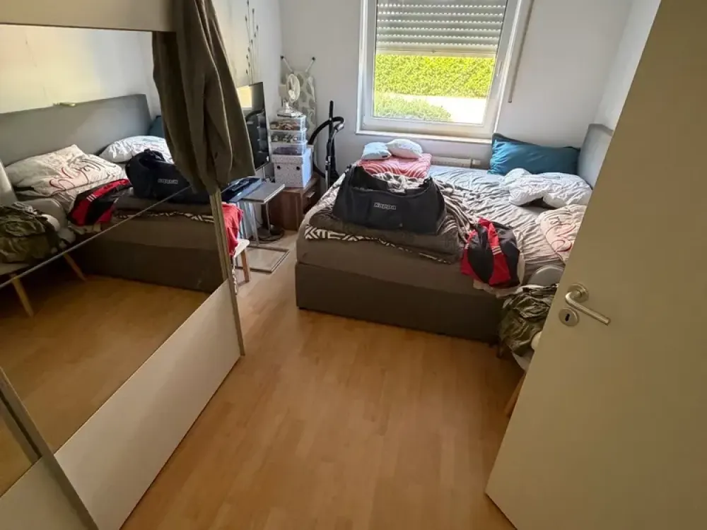 Helle 2-Zimmer-Wohnung mit Terrasse in Köln-Holweide