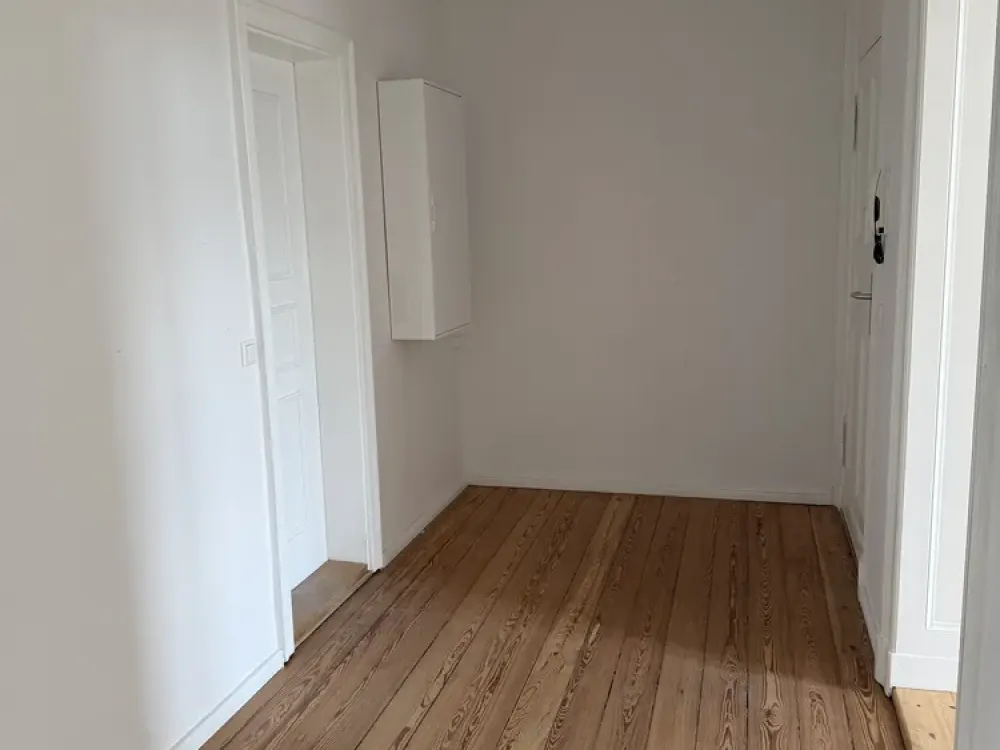 Stilvoll sanierte 2-Zimmer-Altbauwohnung mit hochwertiger Ausstattung in Berlin-Tegel
