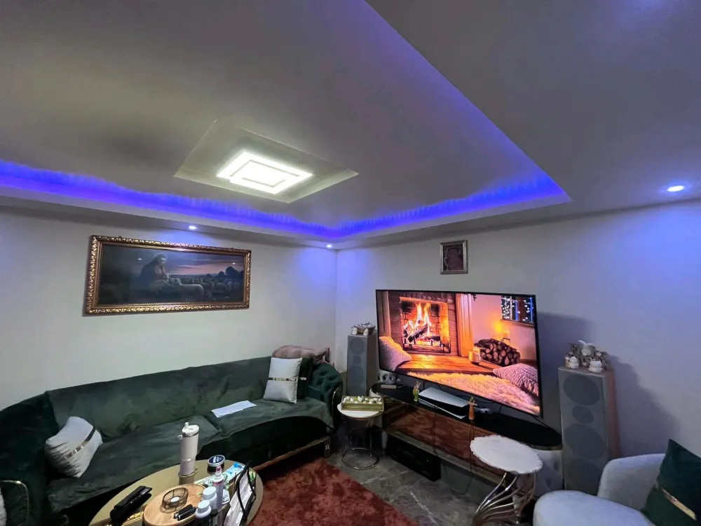 2-Zimmer-Wohnung (ca. 75 m²) ab 01.09. zu vermieten