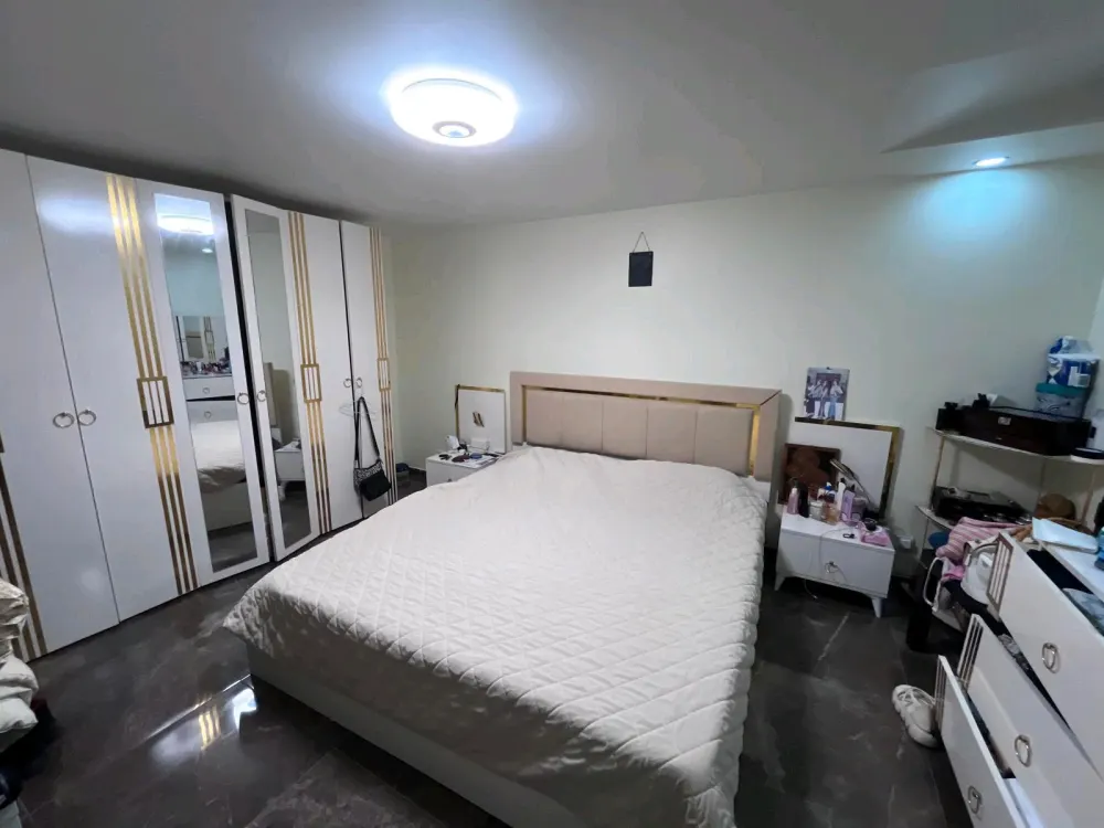 2-Zimmer-Wohnung (ca. 75 m²) ab 01.09. zu vermieten