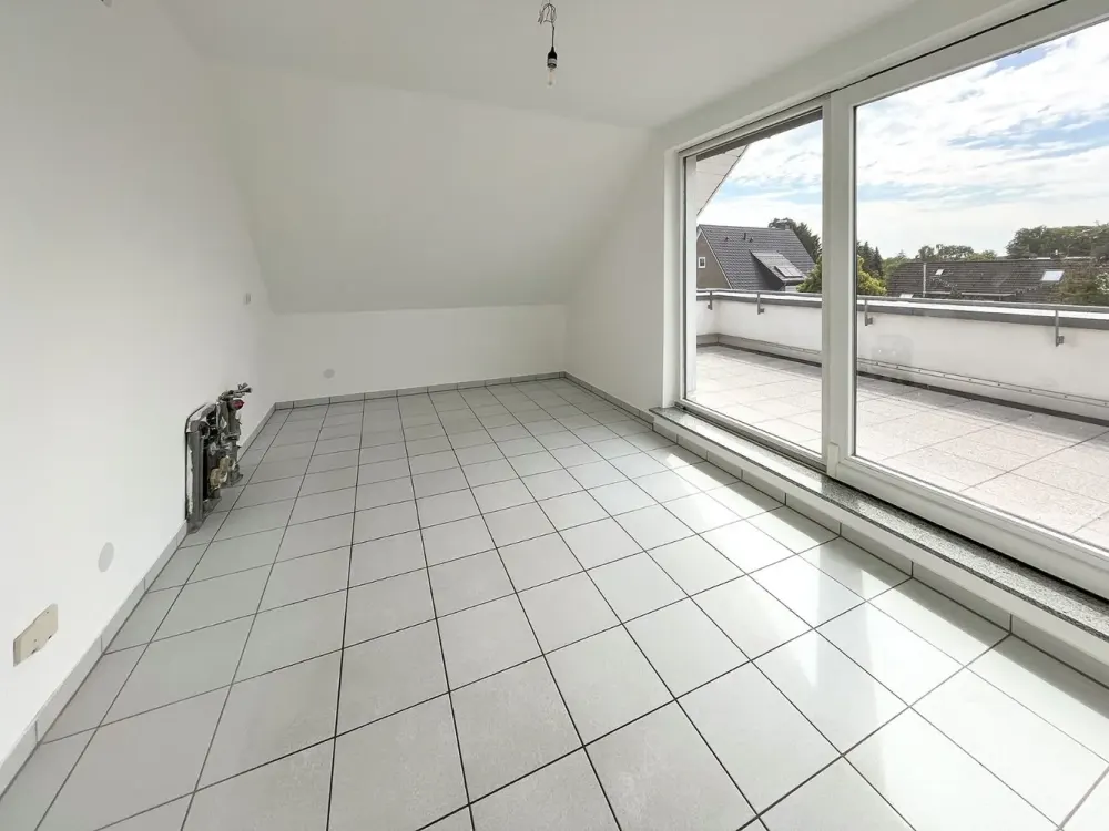 Lichtdurchflutende Maisonette-Wohnung mit Dachterrasse in Leverkusen-Schlebusch