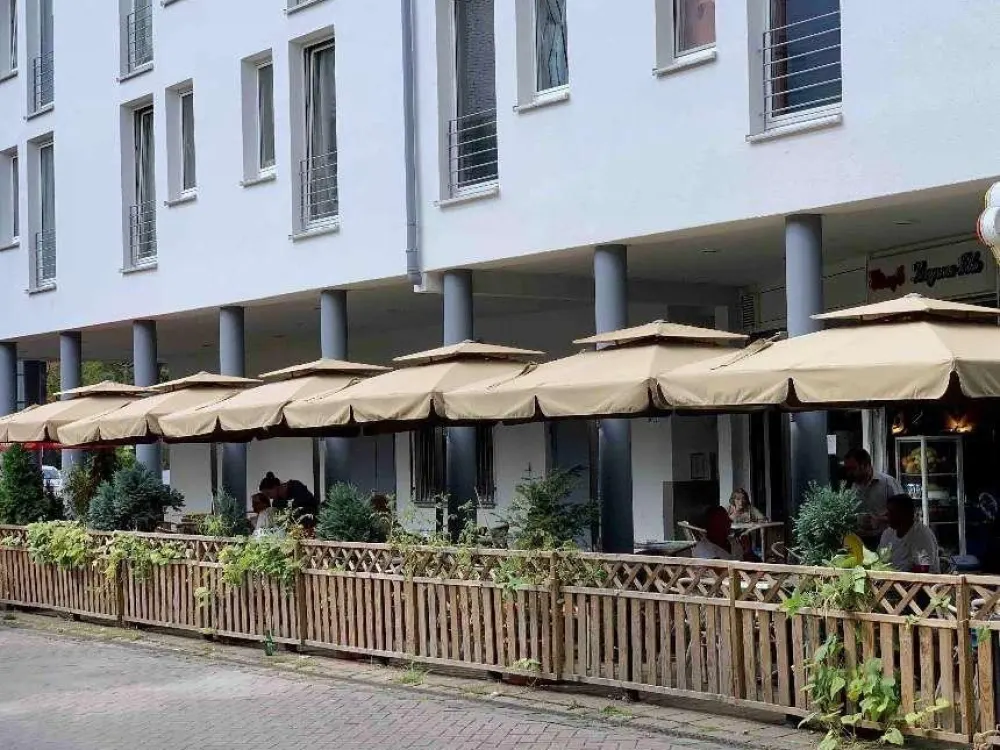 Top Wohnung teil möbliert in der Nähe Uniklinik zu vermieten