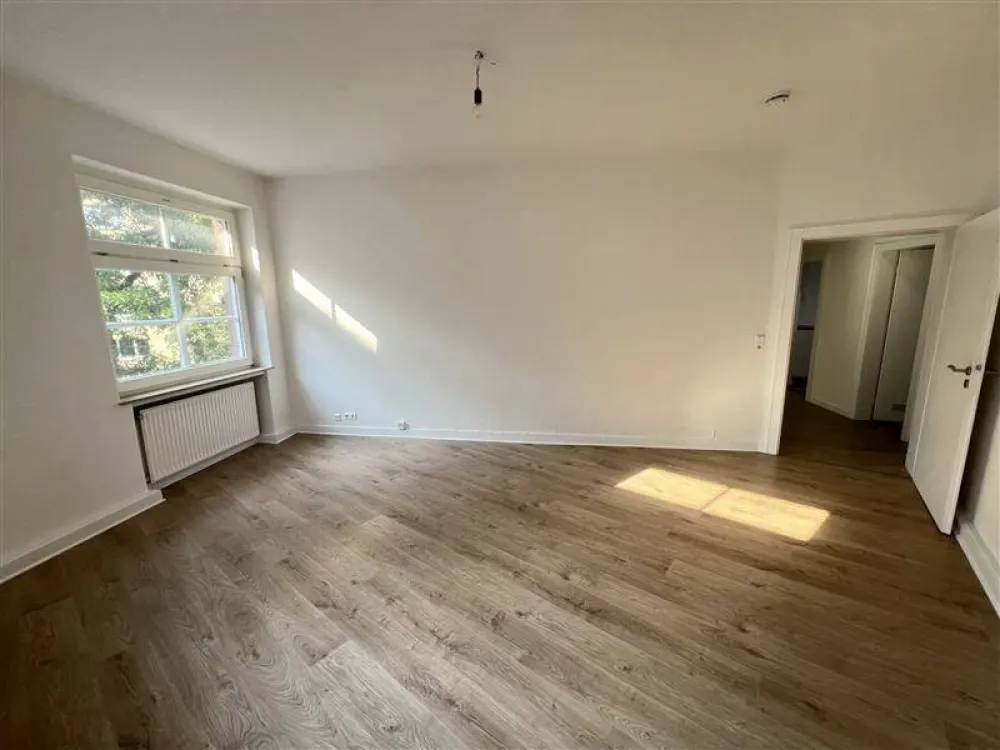 Stilvoll wohnen in bester Lage: Moderne 2-Zimmer-Wohnung mit Einbauküche - sofort verfügbar!