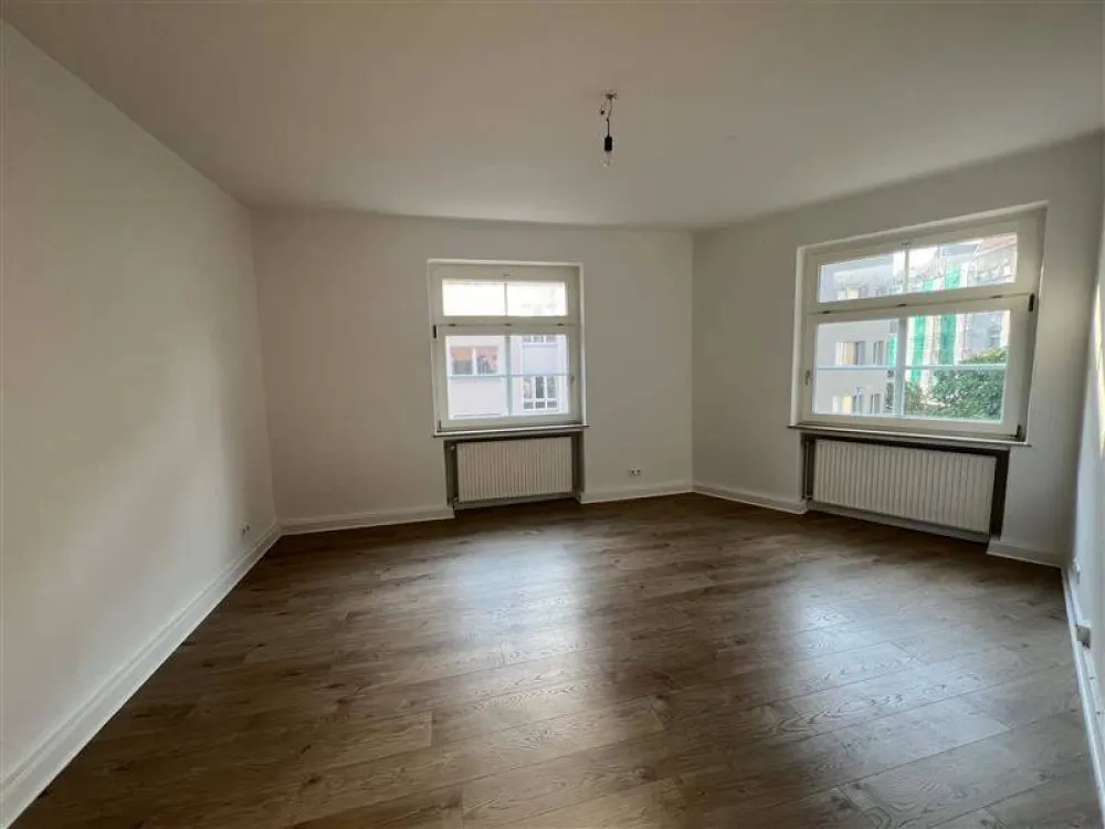 Stilvoll wohnen in bester Lage: Moderne 2-Zimmer-Wohnung mit Einbauküche - sofort verfügbar!