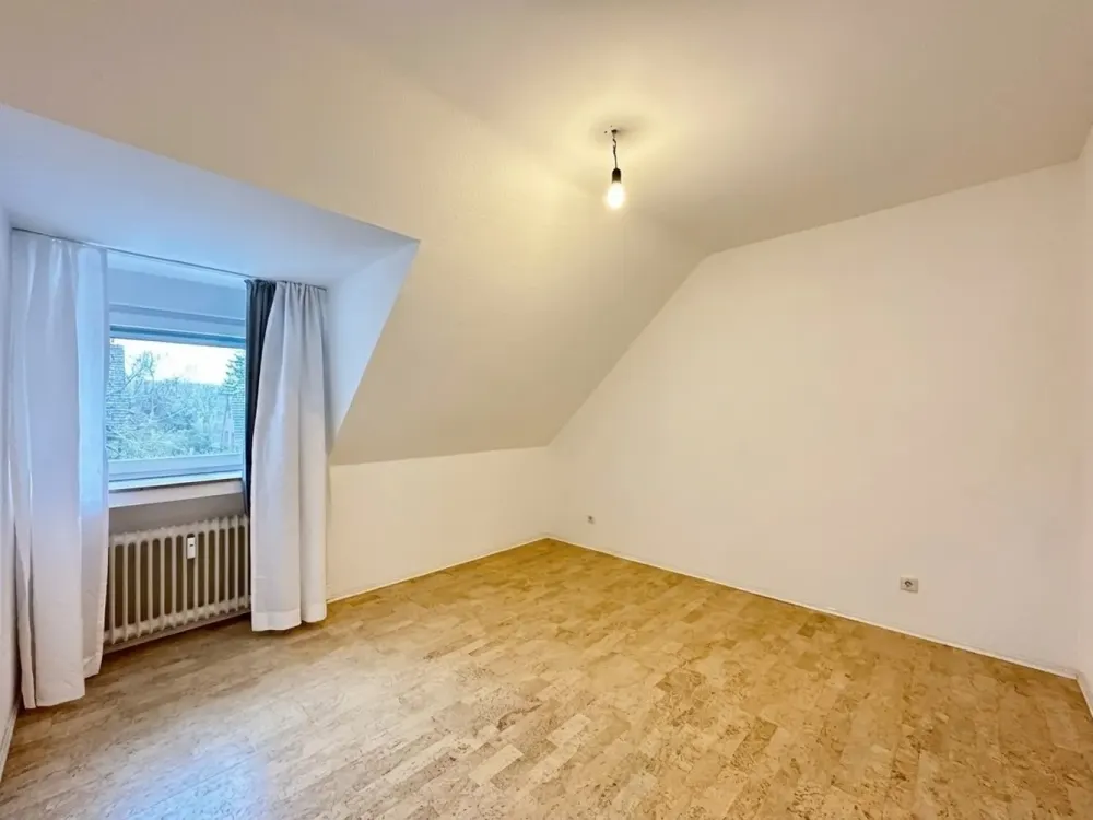 ATTRAKTIVE 3-ZIMMERWOHNUNG IN GEFRAGTER KREFELDER WOHNLAGE ZUR MIETE!