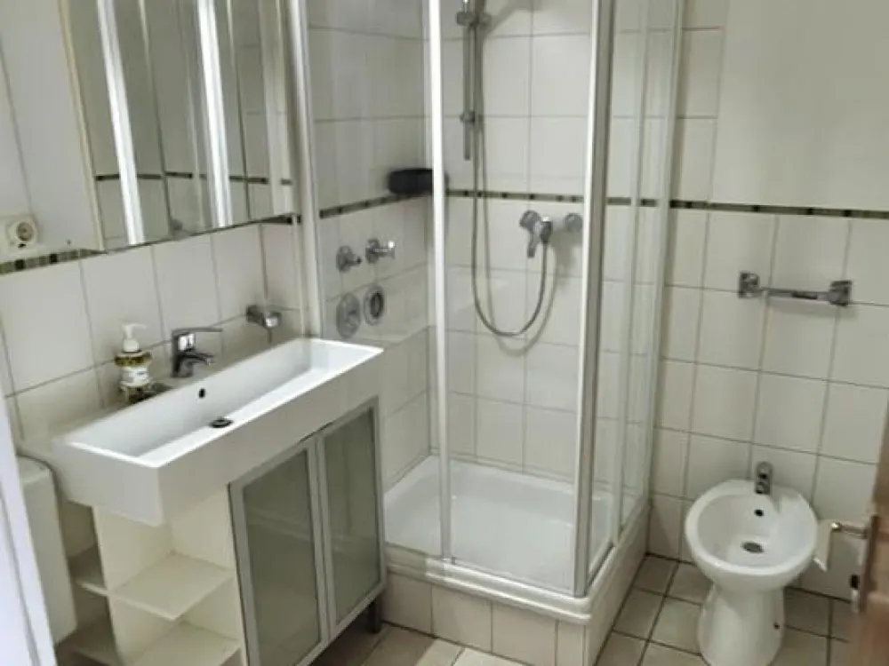 Großzügige 1-Zi-Wohnung Solln