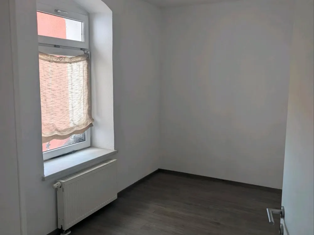 Affordable 2-Room Apartment Near University