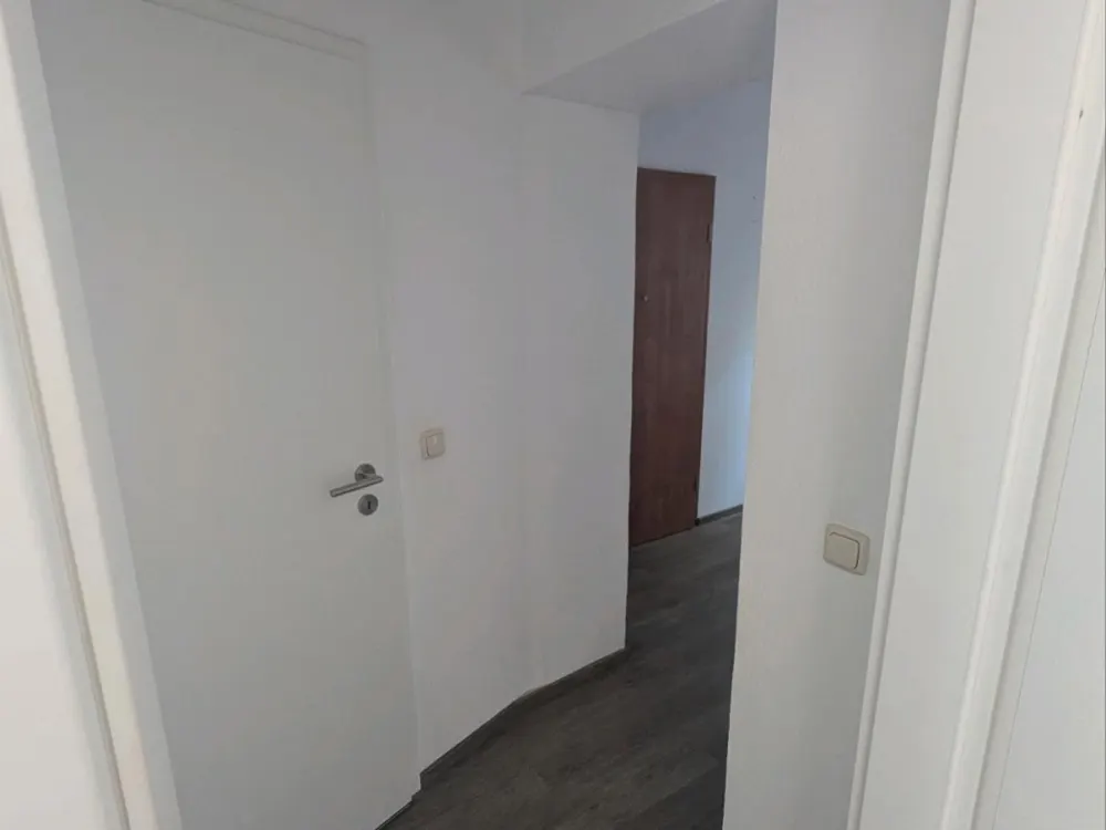 Affordable 2-Room Apartment Near University