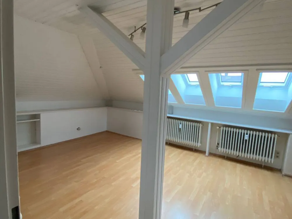 Dringend zu vermieten: 2-Zimmer-Wohnung in Karlsruhe