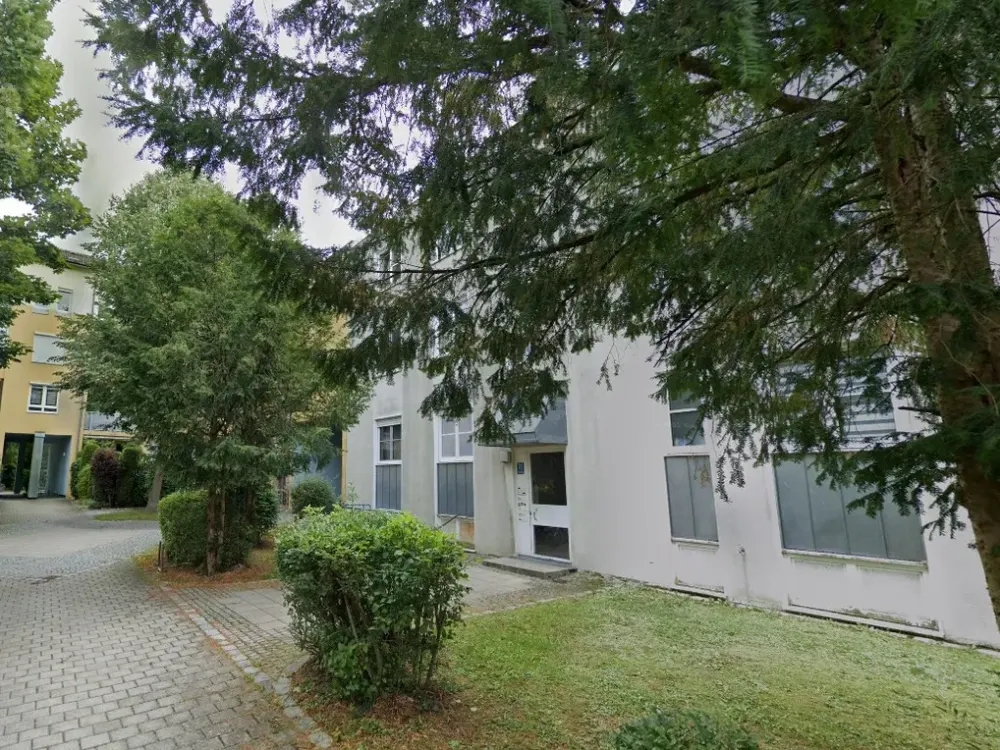 Kernsanierte 3-Zimmer - wohnen im grünen