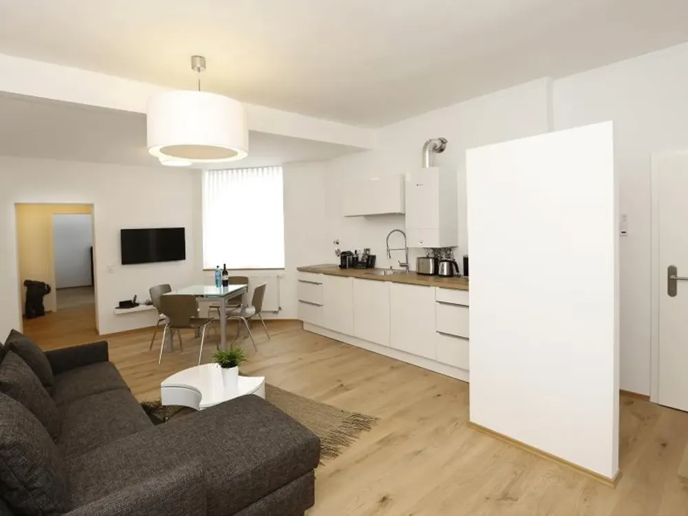 Exklusives Angebot: Möblierte 5* Wohnung "Hofgarten" in Düsseldorf Derendorf
