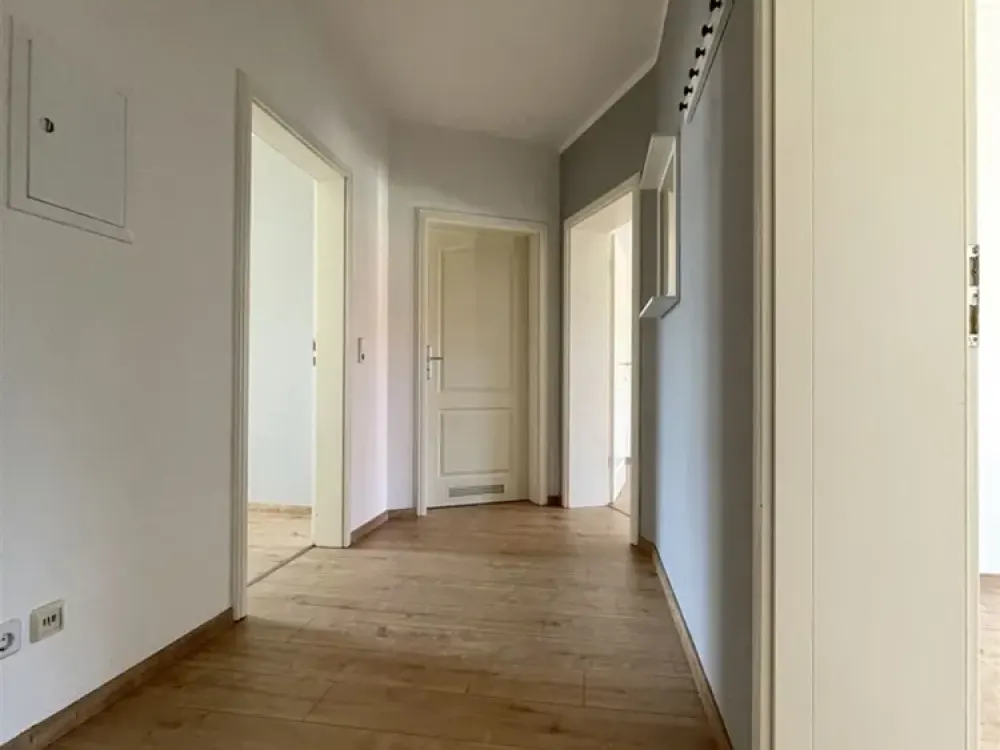 2 Zimmerwohnung mit Balkon & Einbauküche