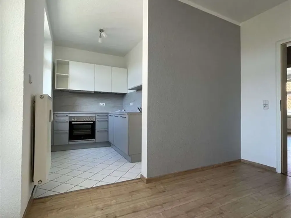 2 Zimmerwohnung mit Balkon & Einbauküche
