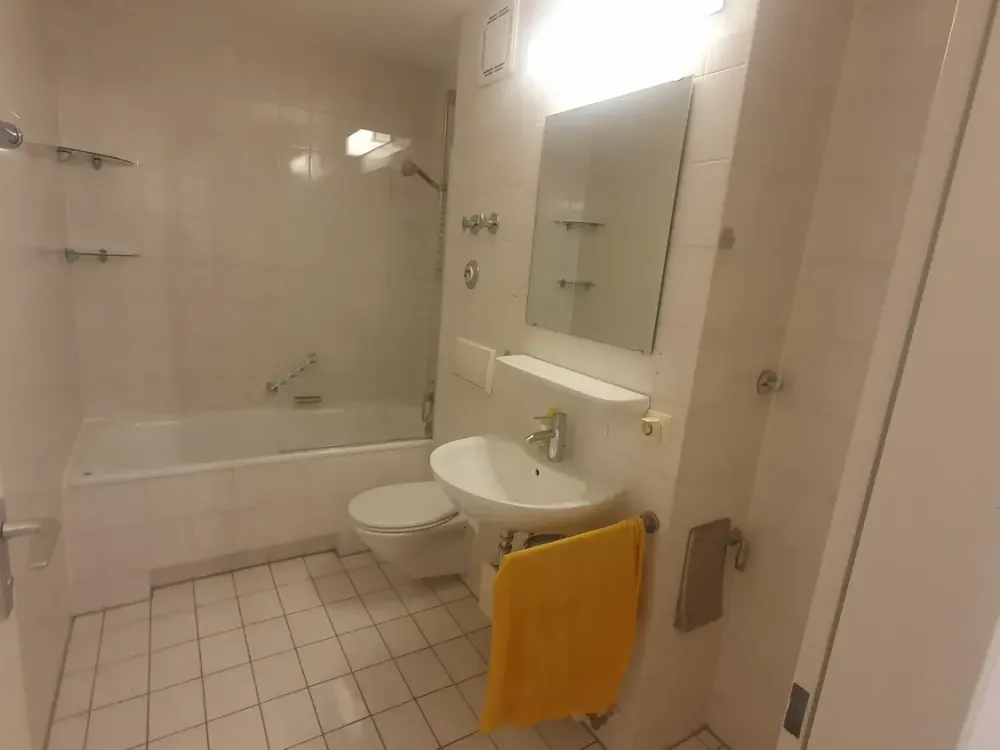 Schöne 2 Zimmer Wohnung in der Spilhofstraße mit Balkon