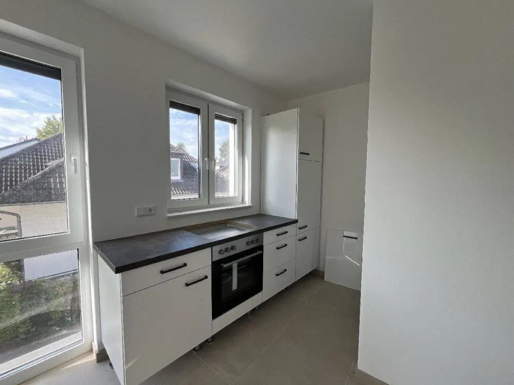 Erstbezug: 2-Zimmer - Wohnung mit Balkon und Einbauküche