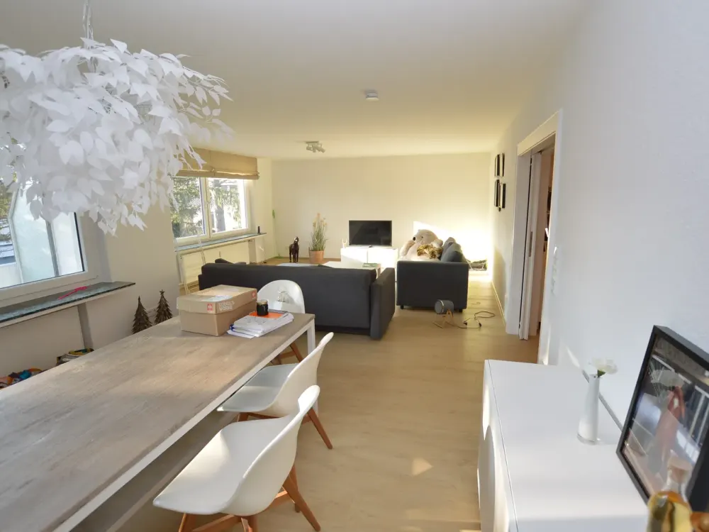RÖNPAGEL REAL ESTATE: Bemerode + 2-room apartment + modern fitted kitchen + loggia + single garage