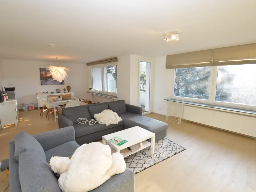 RÖNPAGEL REAL ESTATE: Bemerode + 2-room apartment + modern fitted kitchen + loggia + single garage