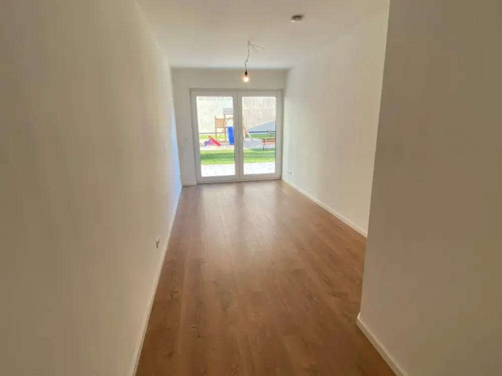 Schöne moderne 2 Zimmerwohnung mit Garten