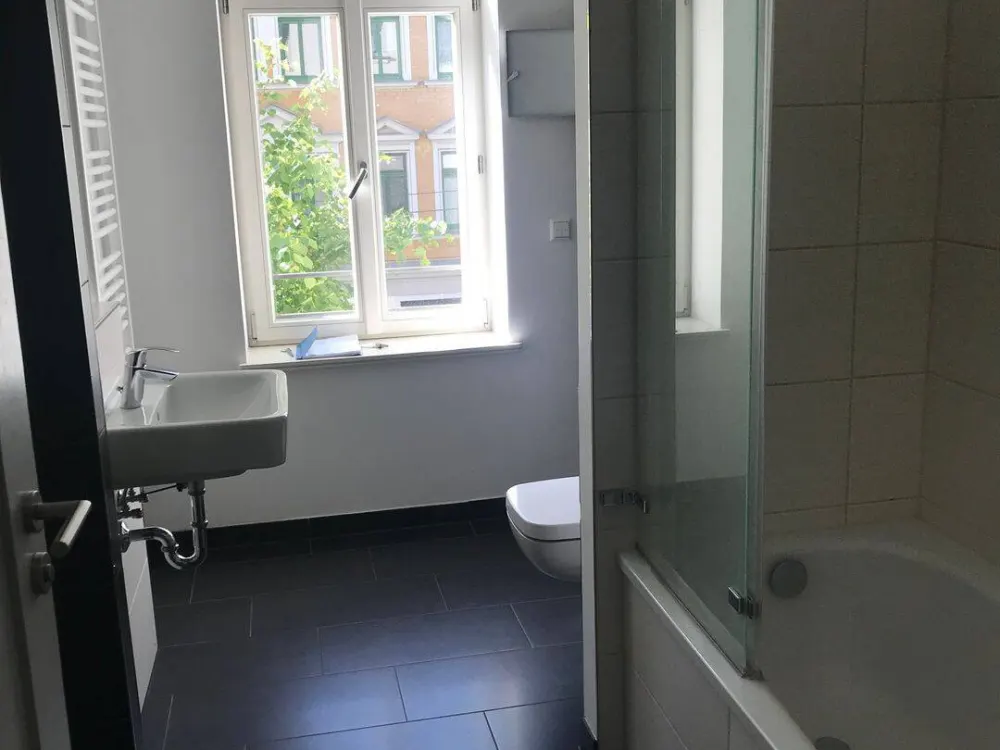 Geräumige 3-Zimmer-Wohnung mit Balkon in Leipzig Altlindenau