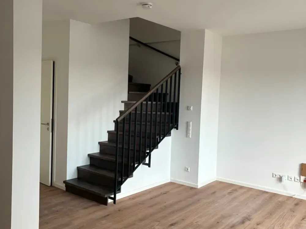 *TOP* 3-Room Maisonette New-Build Apartment with Balcony, Roof Terrace and Parking Space