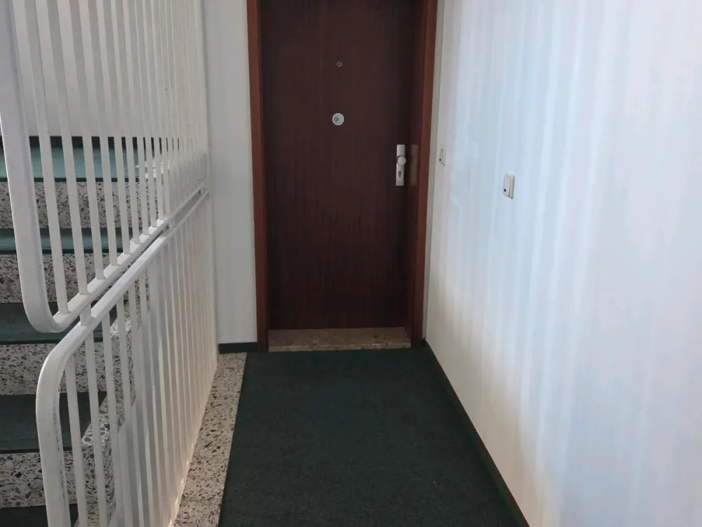 möblierte Wohnung bei der Einkaufsmeile Ulzburger Straße