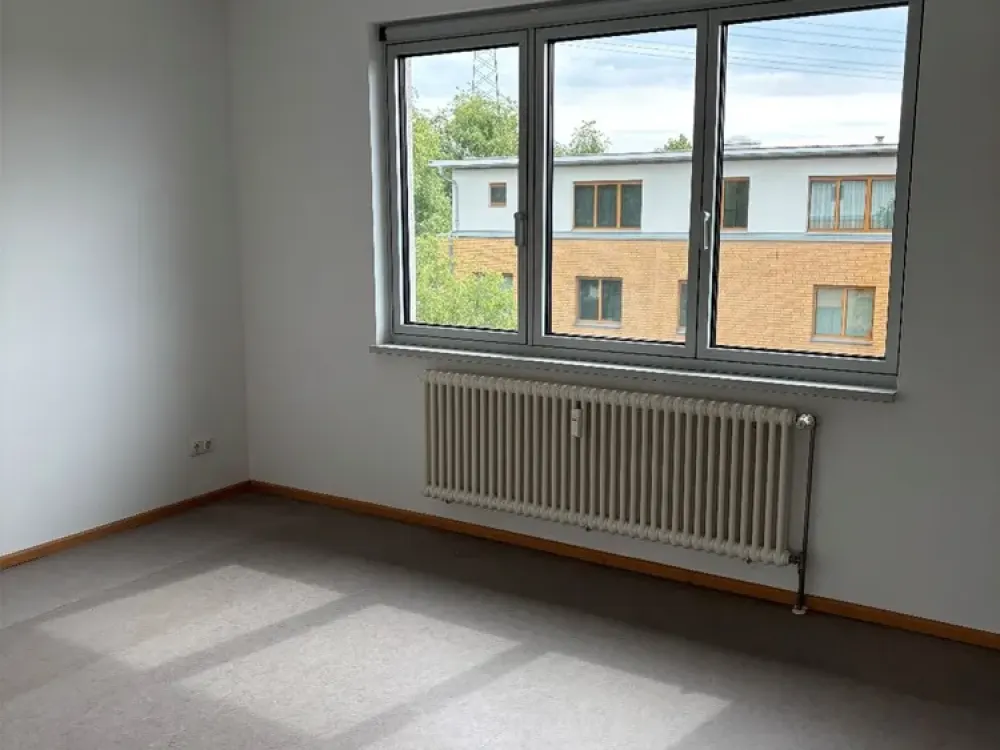 2-Zimmer-Wohnung mit Dachterrasse und neuer Einbauküche
