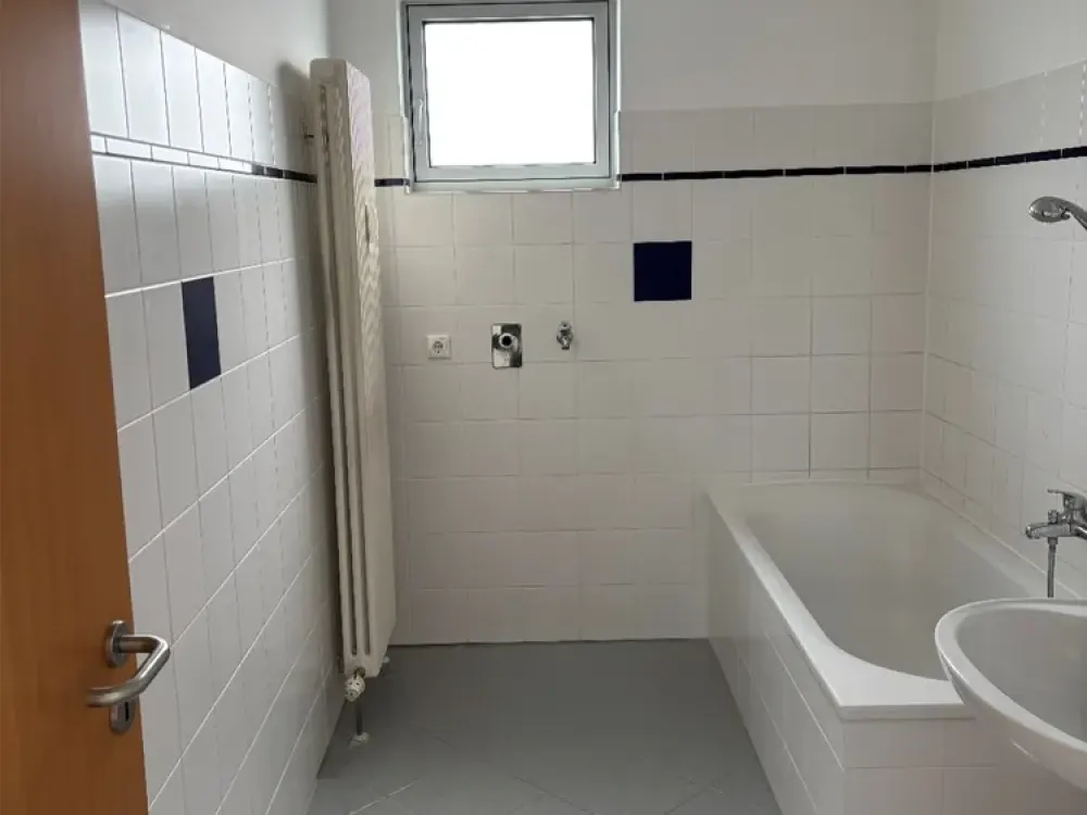 2-Zimmer-Wohnung mit Dachterrasse und neuer Einbauküche