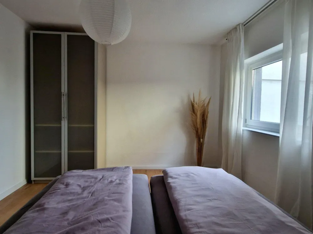Möblierte und frisch renovierte Wohnung in Schöneck bei Frankfurt