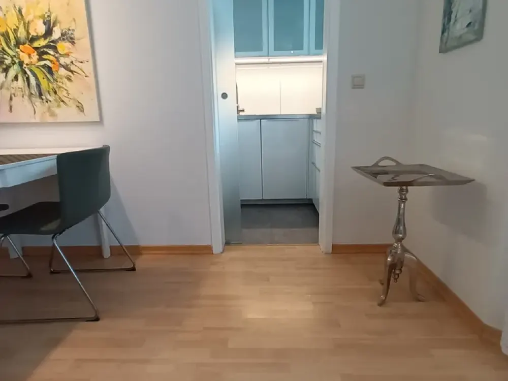 Wohnen mit Charakter: 2-Zimmer-Wohnung im Westend-Süd
