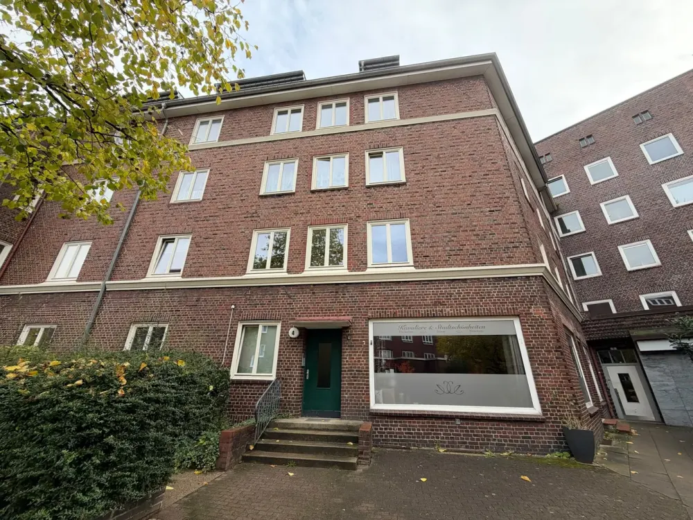 Modernized 2-Room Apartment for Rent with Balcony in Hamburg Barmbek - Wentzel Dr.