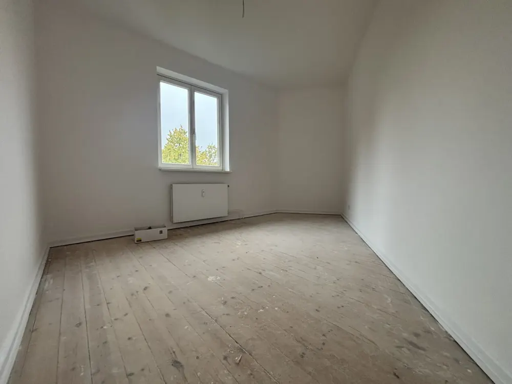 Modernized 2-Room Apartment for Rent with Balcony in Hamburg Barmbek - Wentzel Dr.