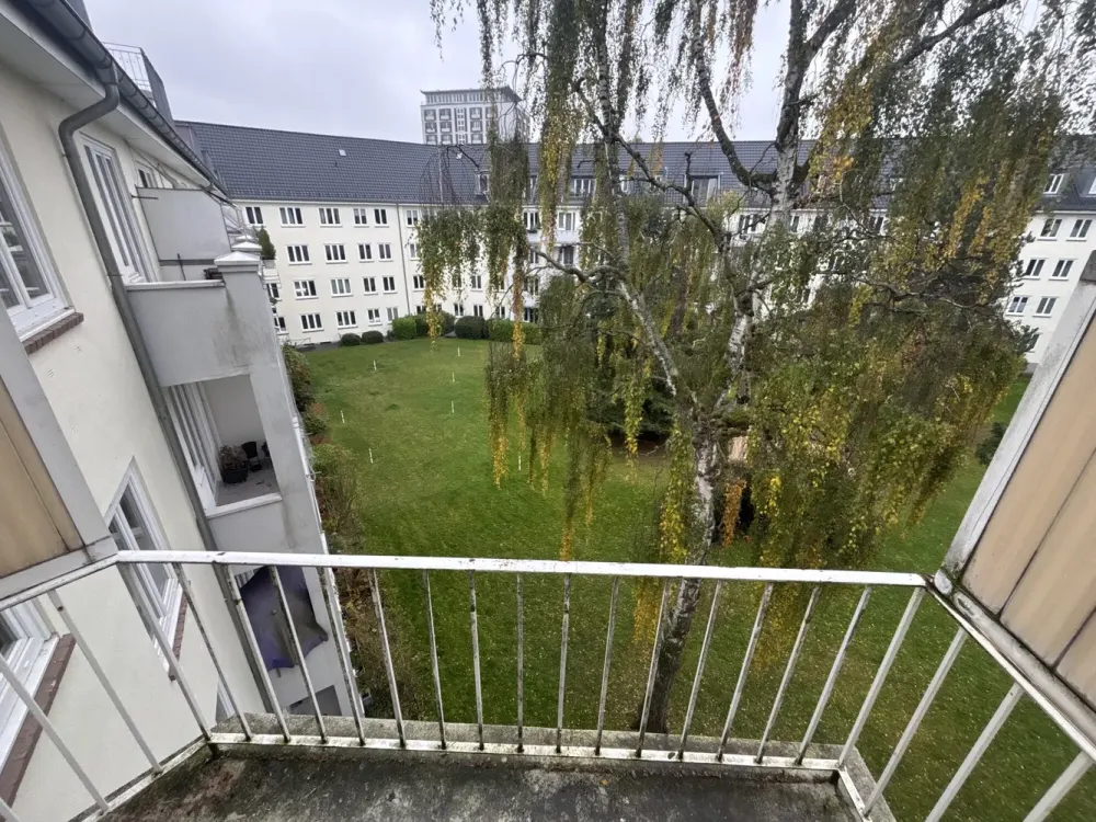 Modernized 2-Room Apartment for Rent with Balcony in Hamburg Barmbek - Wentzel Dr.
