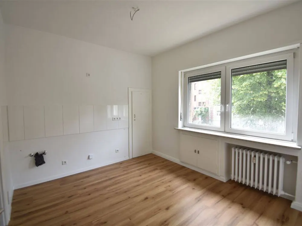 Bezugsfrei in OBK! Großzügige 2-Zimmer-Wohnung mit Balkon