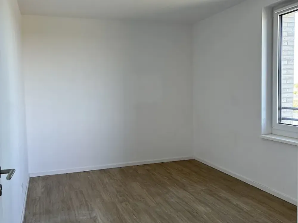 Helle 2-Zimmer-Wohnung mit Balkon, barrierefreie Objektgestaltung, provisionsfrei