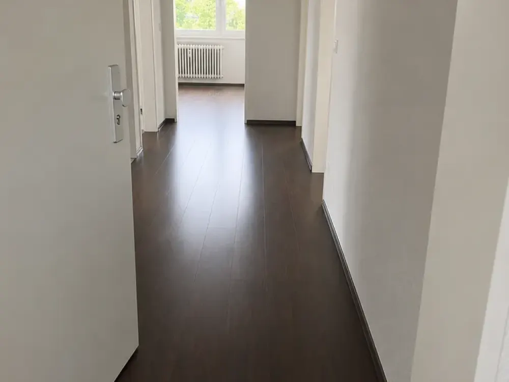 Herren -WG-Zimmer-Kornwestheim mit Balkon