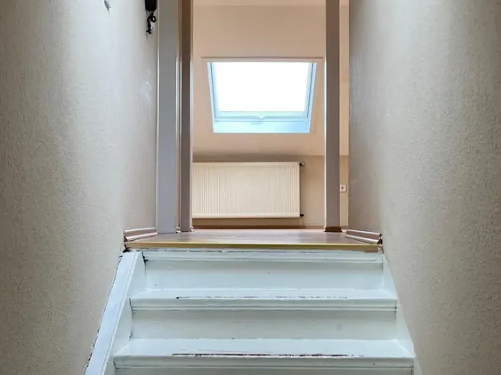 Helle 4-Zimmer-Dachgeschosswohnung in Niederrad