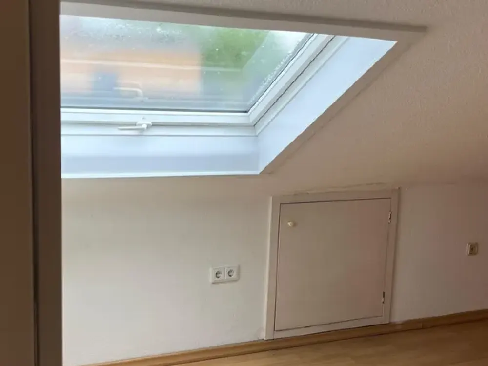 Helle 4-Zimmer-Dachgeschosswohnung in Niederrad