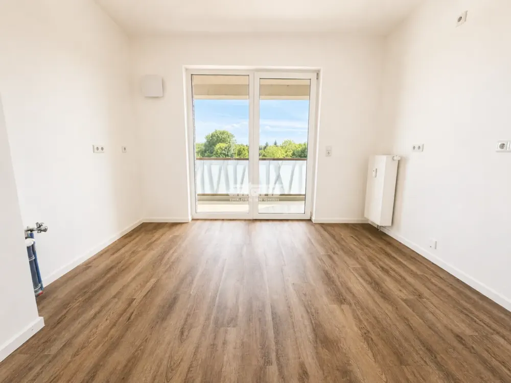 antaris Immobilien GmbH Your New Home: Stylish 5-Room Apartment with Wow Factor