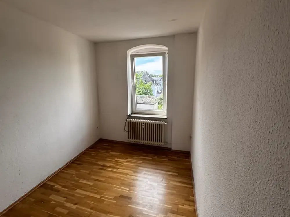 Beautiful 2-Room Apartment for Rent