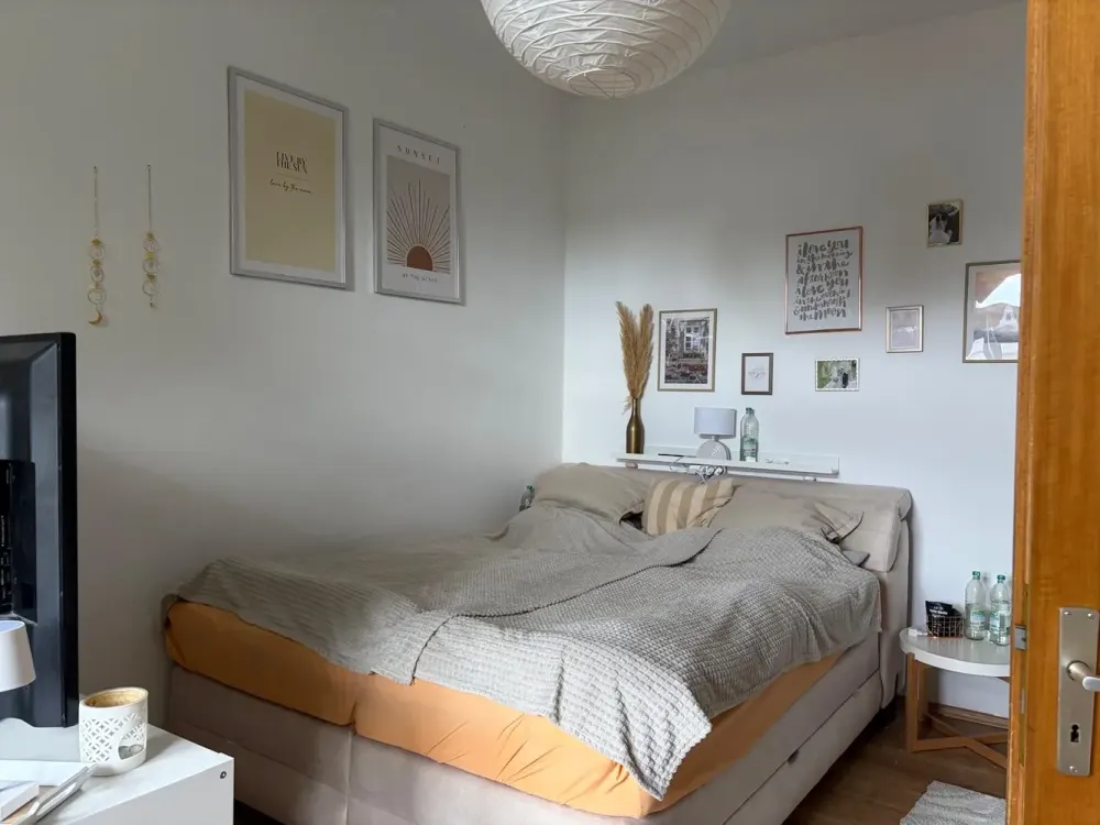 Helle 4-Zimmer-Wohnung mit ca. 100 m² und Balkon