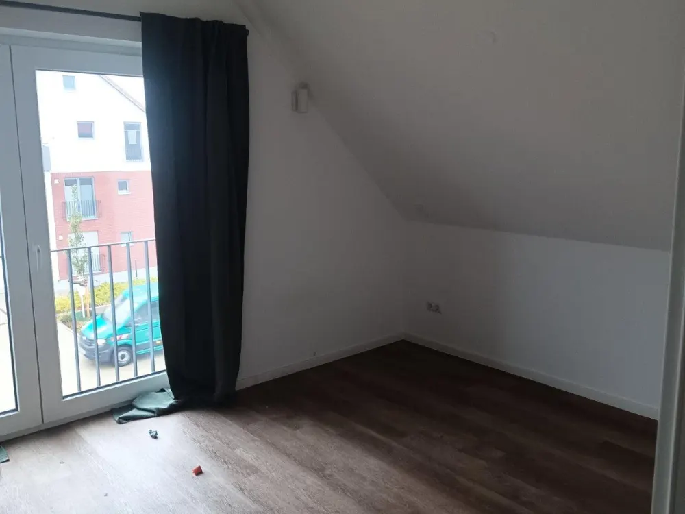 Schöne Zweizimmer Dachgeschoßwohnung mit großem Balkon