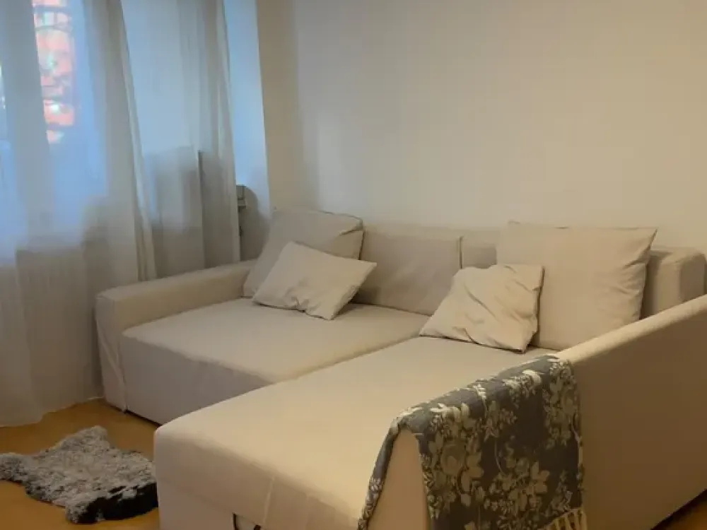 Fixed-term: Fully furnished 2-room apartment at Westpark