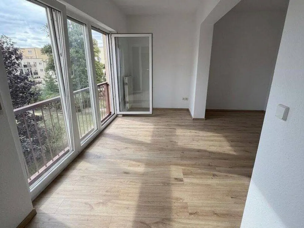 Modern & Bright Condominium at Müggelsee - Move In and Feel at Home